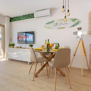 Arquus Little Hawaii Salou